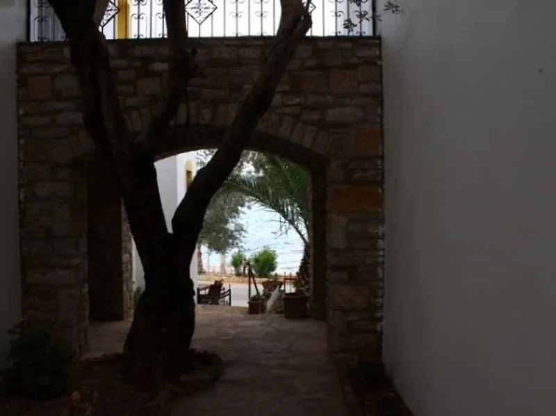 Omar Hotel & Suites Torba