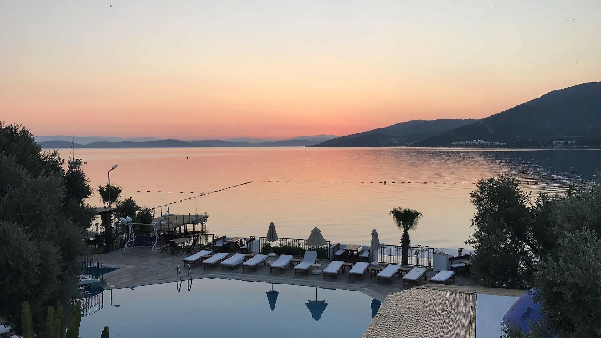 Omar Hotel&Suites Torba 3*,